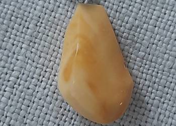 Zawieszka bursztynwa w srebrze