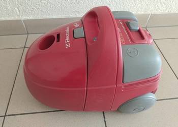 odkurzacz Electrolux Clario 1600w model z7530