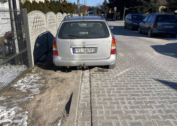 Astra G Combi z hakiem i sprawną klimatyzacją