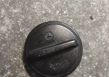 Korek wlewu oleju Mercedes oryginał