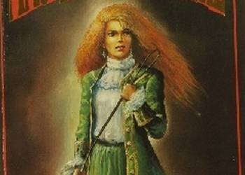 MAJĄTEK WIDEACRE - GREGORY PHILLIPPA