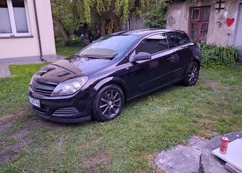 Opel Astra GTC hatchback 2005