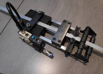 Podajnik pneumatyczny do blachy 80x80mm