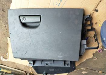 FIAT STILO 1821920239 735269803 LAMPKA SCHOWKA SCHOWEK PÓŁKA PASAŻERA