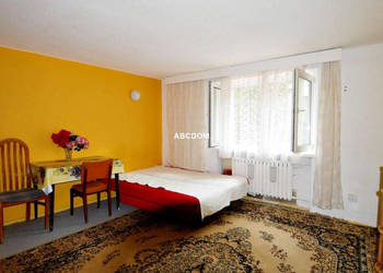 Jednopokojowe z oddzielną kuchnią