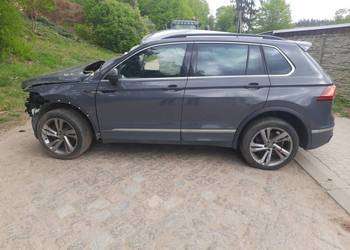 R-Line 21r 147Kw Salon Polska Uszkodzony R-Line 21r 147Kw Salon Polska Uszkodzony