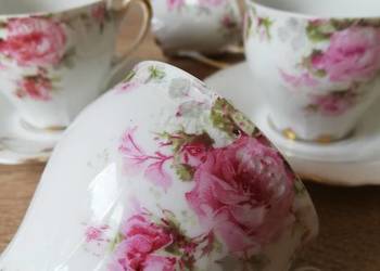 Fliżanki porcelana sygnowana C.T.