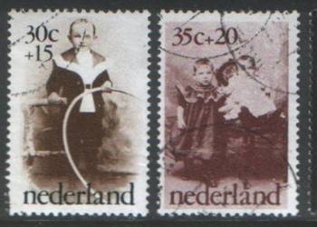 Zn. Holandia  Mi 1039, 40 kas 1974