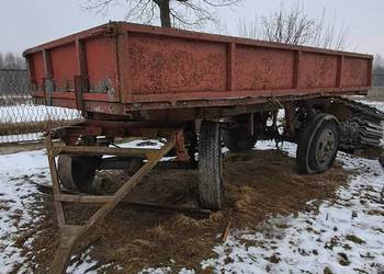 Sprzedam przyczepę d35 do remontu