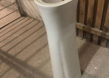 Noga, postument pod umywalkę
