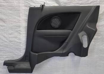 BOCZEK TAPICERKA DRZWI PRAWY TYŁ OPEL CORSA D 3D 13232714