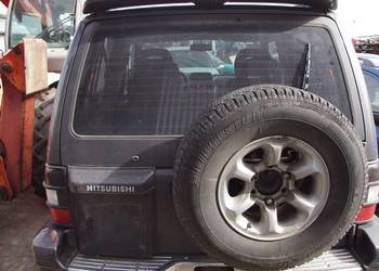 KLAPA MITSHUBISHI PAJERO TYŁ