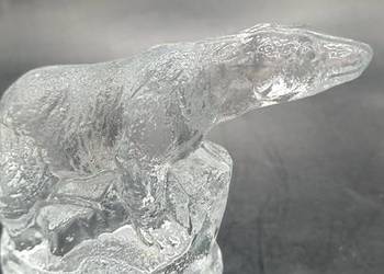 Zabytkowy przycisk do papieru szklany niedźwiedź