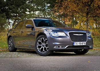 Chrysler 300s 4x4 304KM