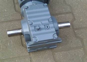 Motoreduktor 0,25 kW / 11 obr  3-faz