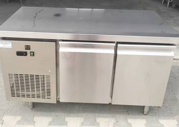 Stół chłodniczy 2-drzwiowy gastronomiczny 136x70x85