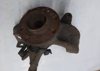 Renault Scenic II 1,9 DCI  piasta zwrotnica lewa ABS