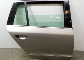 DRZWI  PRAWE TYŁ KOMBI  Skoda Superb II (2008-2015)