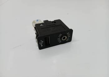 GNIAZDO USB AUX BMW E60 E61 E88 E90 F10 9237653