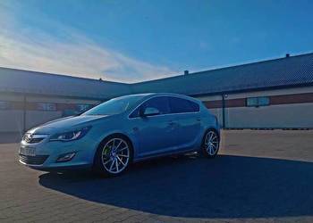Astra j
