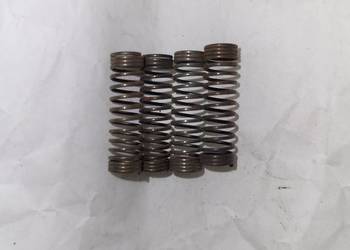 Trabant 601 - Nowe sprężynki stawideł wału silnika komplet 4 sztuki