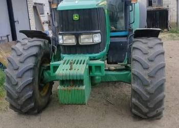 John Deere 6520