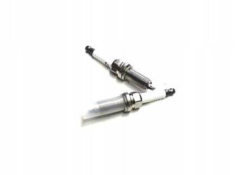 VOLVO V40 V70 XC40 XC60 XC90 2,0 swiece zaplono OE 31673604