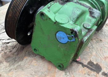 John Deere 8R 8RX 250 310 370 410 Kompresor Powietrza RE585794