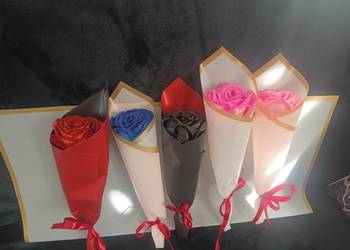 Róża wieczna ze wstążki