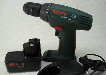 Wiertarko-wkrętaka  BOSCH  -  komplet