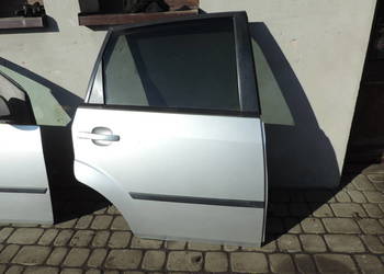DRZWI PRAWY TYŁ FORD FIESTA MK5 5D KOLOR 62