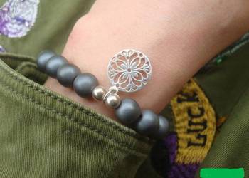 Bransoletka z Hematytu matowego szarego 10mm z rozetą srebrną