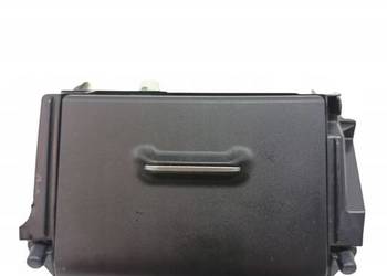 SCHOWEK  POPIELNICZKA E16 E17 E18  Toyota Corolla XI (2013-  )