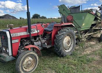 Ciągnik mf 235 ferguson