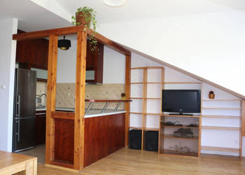 studio w spokojnej okolicy (34.2m2 / 37m2)