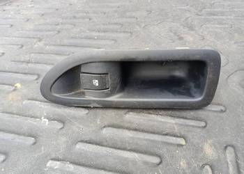 Panel przycisk podnoszenia szyby prawy przód laguna II