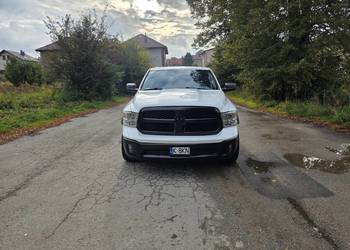 Dodge ram 1500 4x4 5.7 hemi LPG 2016r.