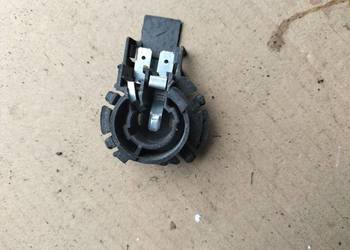 AUDI 80 B3 B4 A6 C4  OPRAWKA GNIAZDO ŻARÓWKI
