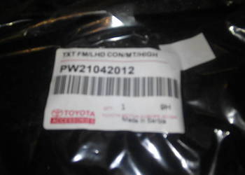 Sprzedam nowe oryginalne dyw. welurowe do RAV4-V
