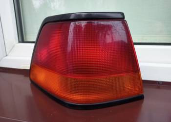 Daewoo Espero lampa tył tylna lewa w błotnik narożna wkład oprawka