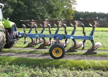 Overum DX pług obrotowy 5 skibowy Gregoire Besson Kverneland ED100