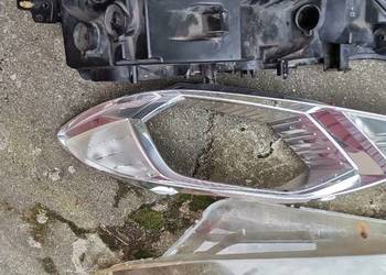 Reflektor honda frv 2005