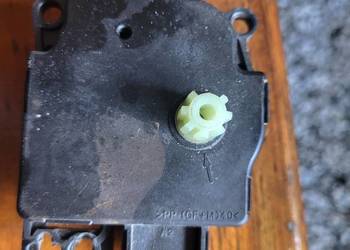 Silniczek nagrzewnicy tylnej DODGE CHRYSLER 545250008