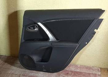 Boczek tapicerka drzwi Toyota Avensis T27 Prawy tył