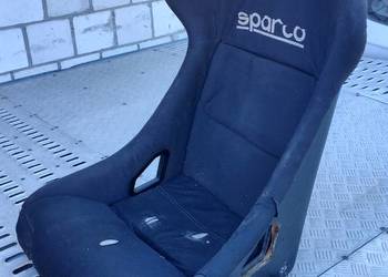 Fotel kubełkowy na mocowania boczne i dolne sparco