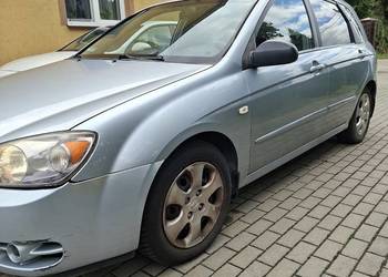 Kia Cerato LX 1,6 benzyna, klimatyzacja