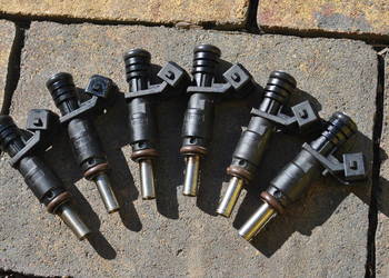 Wtryskiwacz paliwa BMW E90 E60 E65 E63 E64 n52b25 n52b30
