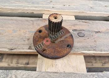 Flansza wału John Deere 6800, 7420, 7500