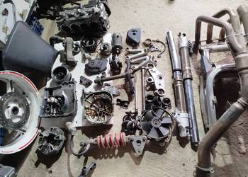 Części honda CBR 900 sc28 92-95