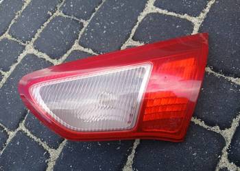 LAMPA PRAWA TYŁ TYLNA Klapa 132-87977 MITSUBISHI LANCER 8 VIII 5D HB 07-17